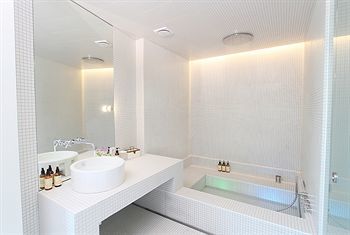 Snow Hotel Seoul