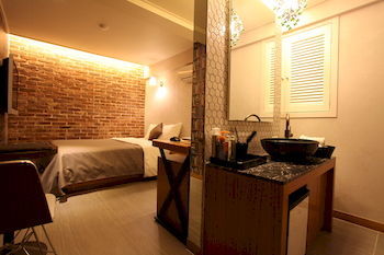 Hotel Sky The Classic 2*