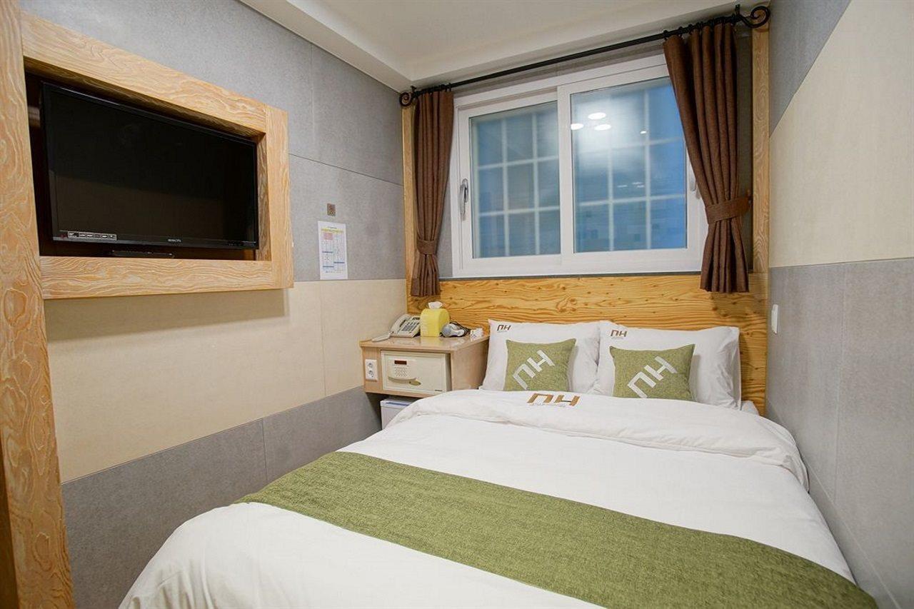 Guest house D.h Sinchon 2*