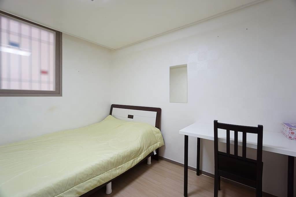 Apartment Robin House