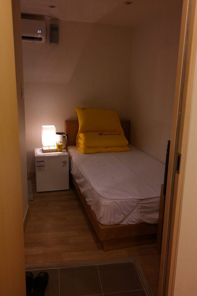 24 Station Premier Guest house 2*