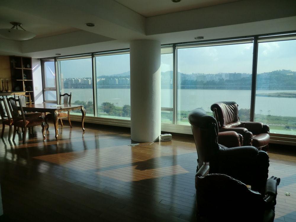 River View House