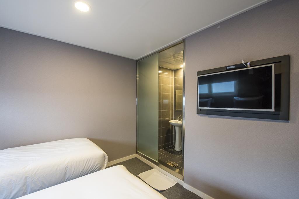 Philstay Myeongdong Metro Rumah tetamu