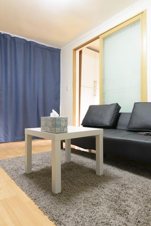 Galleria Apartment *