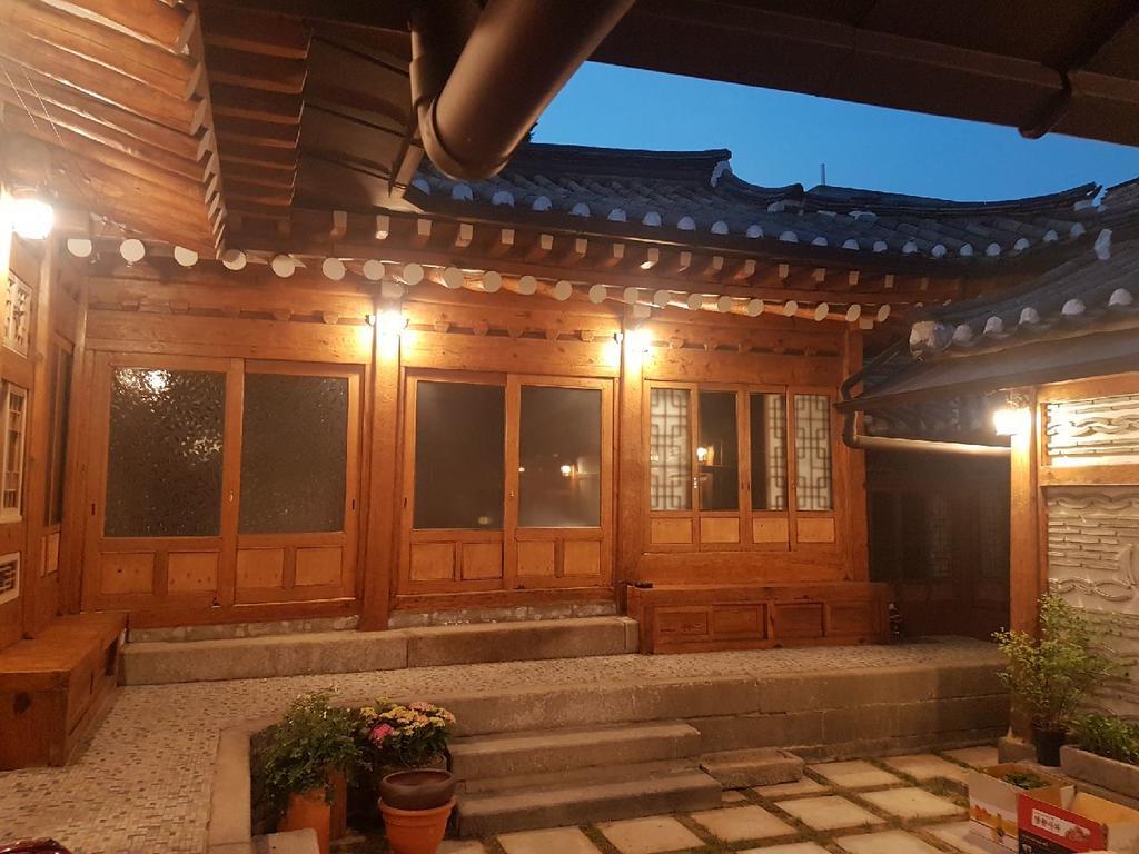 Bukchon Hyosunjae 2*