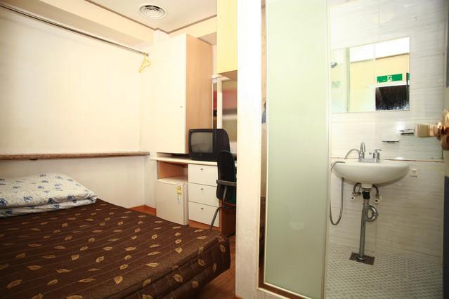 E Livingtel * Seul