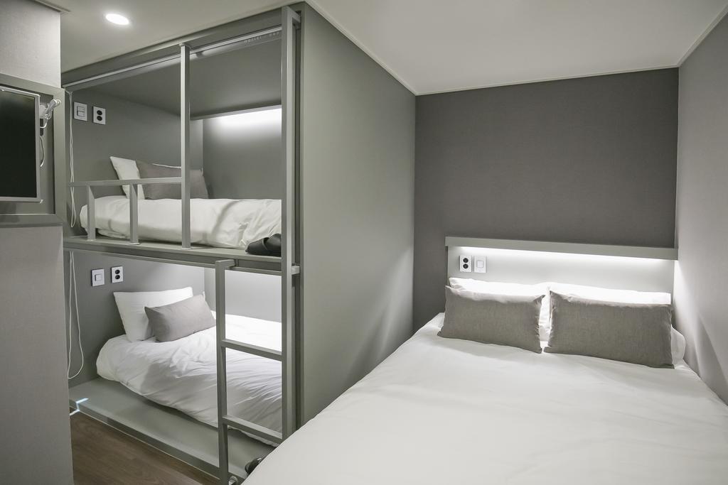 Philstay Myeongdong Station 2*