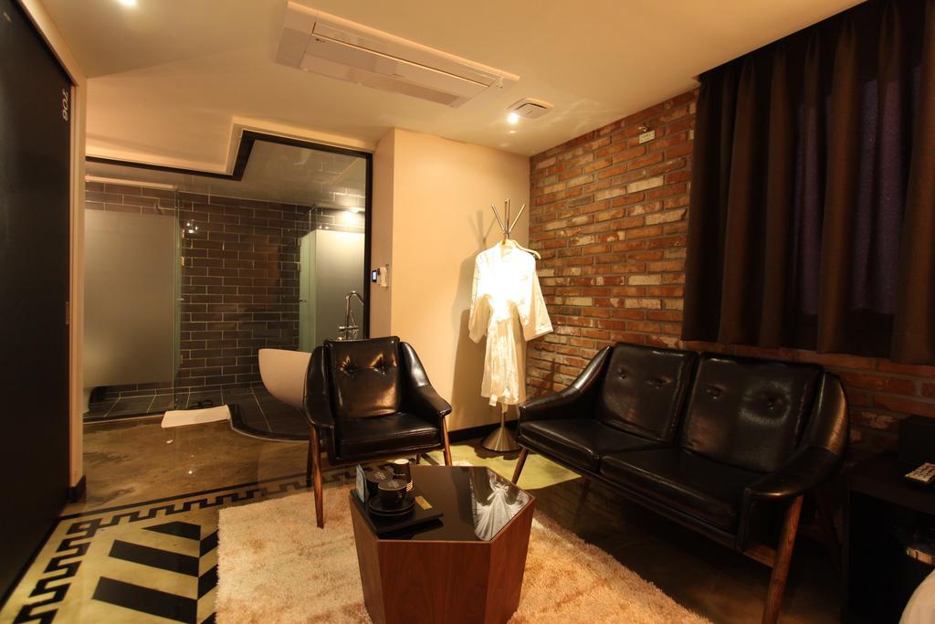 Premier Hotel Xym 2*