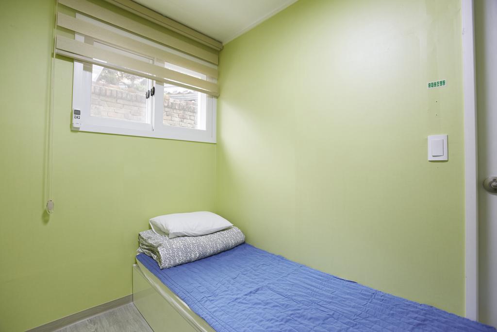 Hans House Guest house *