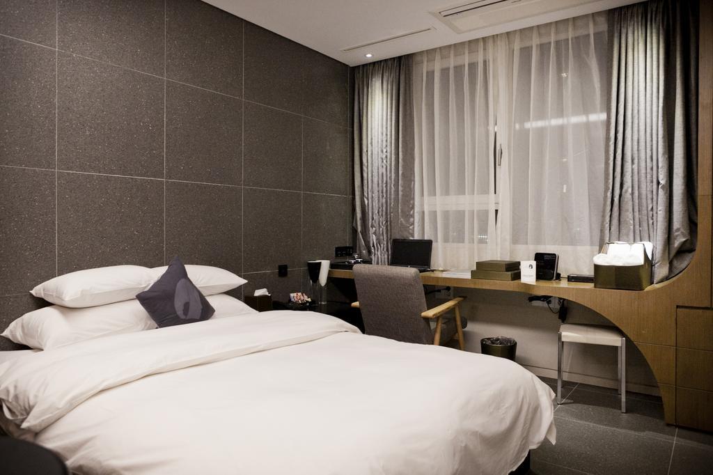 The Designers Hongdae Hotel