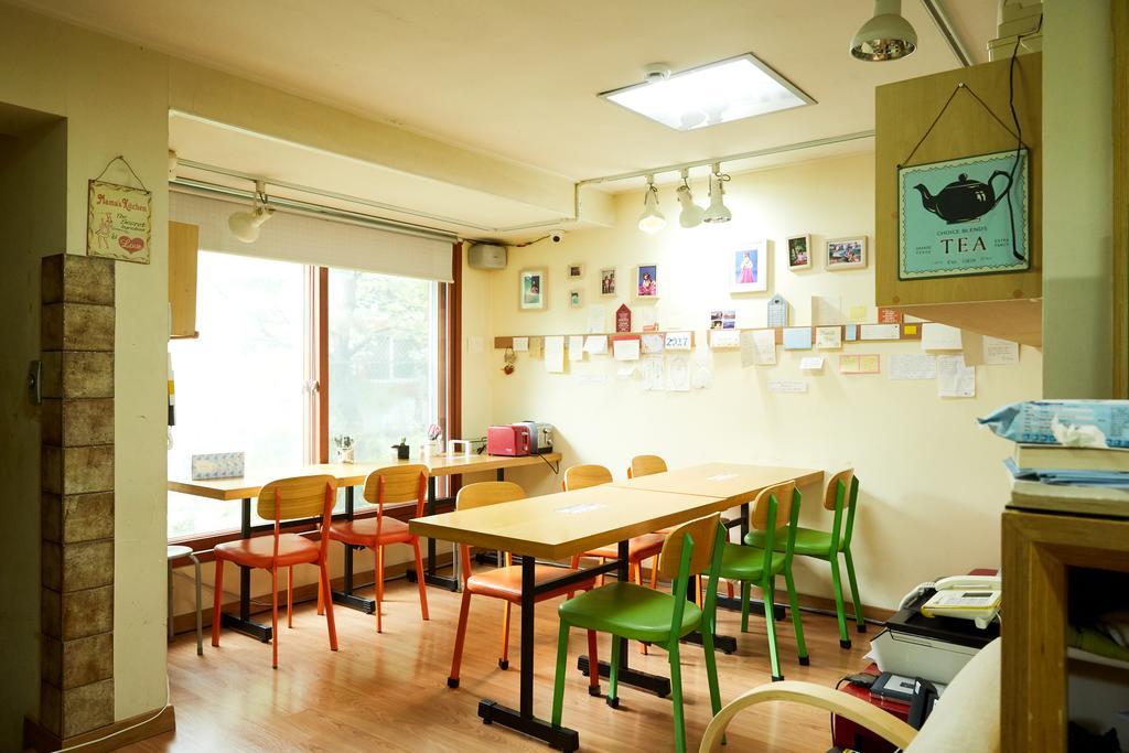 Haha Guesthouse Itaewon 2*
