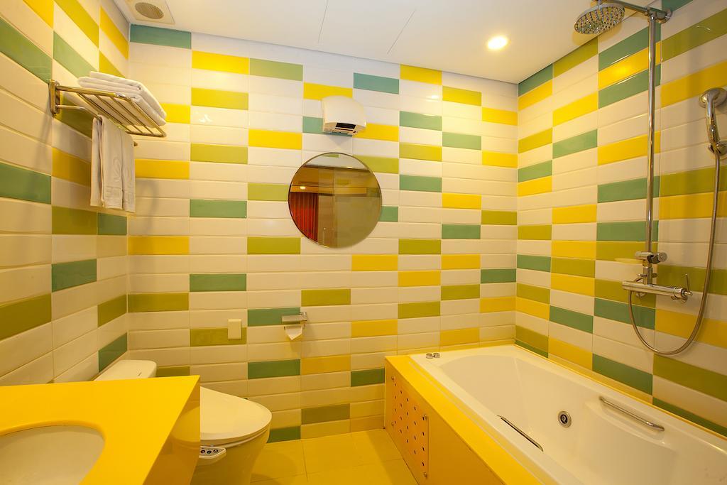 Life Style R Hotel