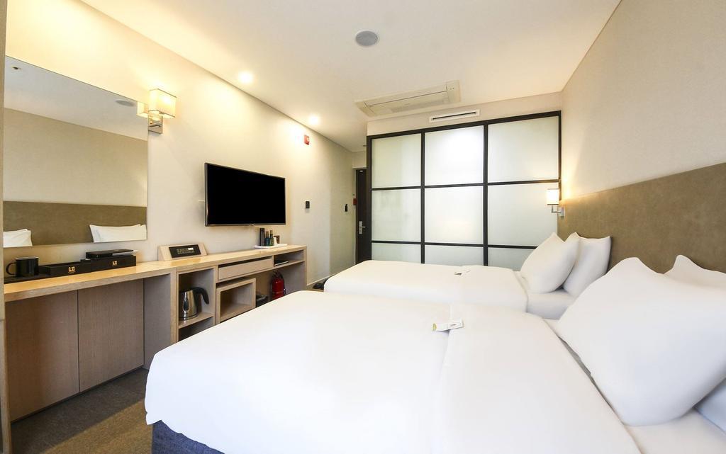 Cs Avenue Tourist Hotel 2*