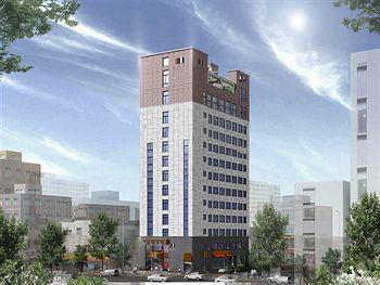Travelodge Myeongdong Namsan Hotel