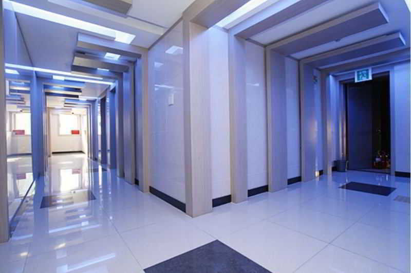 Two Be In Tourist Hotel 3*