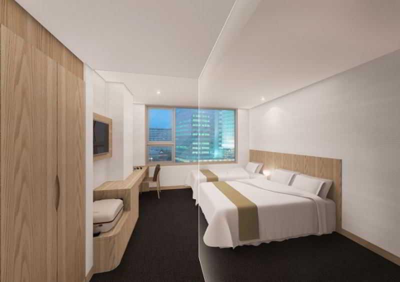 Golden Hotel
