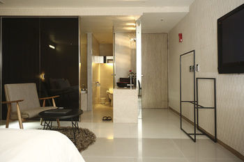 Hotel Imt 3*