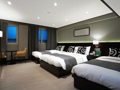 Crown Insadong Hotel Seoul