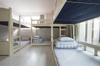 Garosu Stay - Hostel Hotel