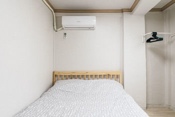Hotel 10 -