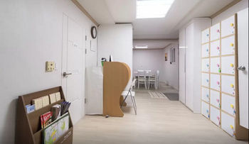 10 - Hotel