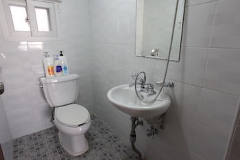 Guest house Icos 2 For Female 2*