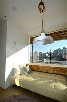 Mmmio House