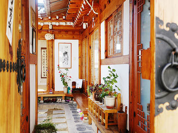 Inwoo Guesthouse Casa de hóspedes 2*