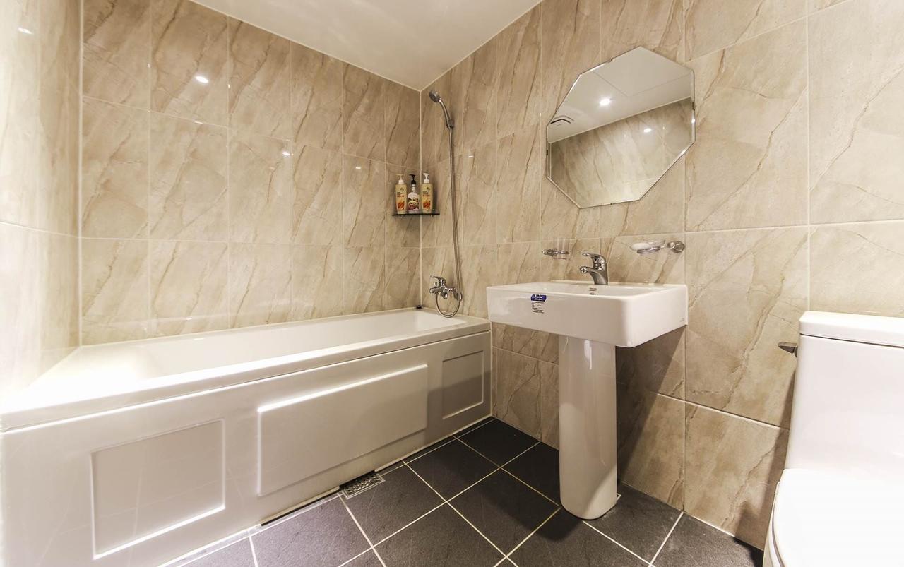 Western River Gangseo Hotel 3*