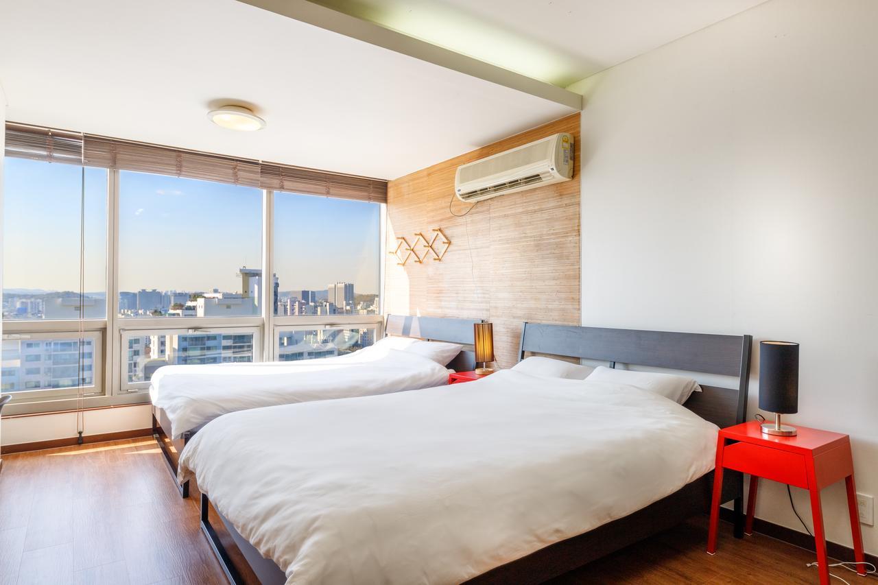 Spacious And Clean Studio Apartment Seoul
