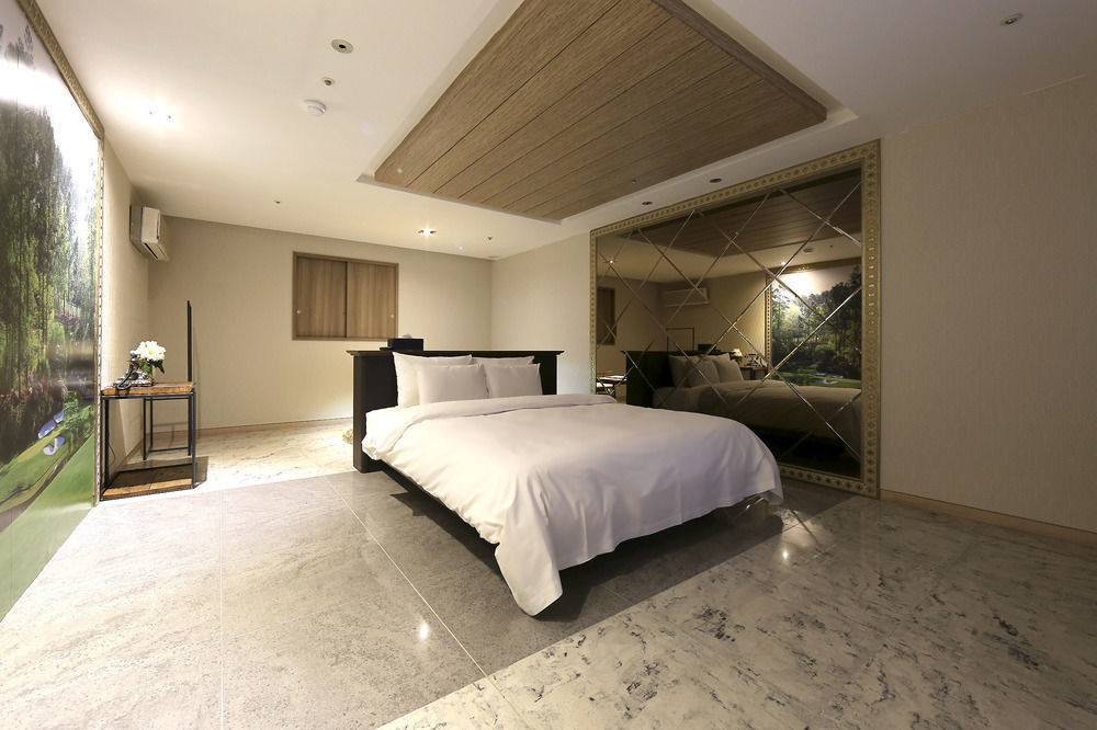 Imt Hotel 3*