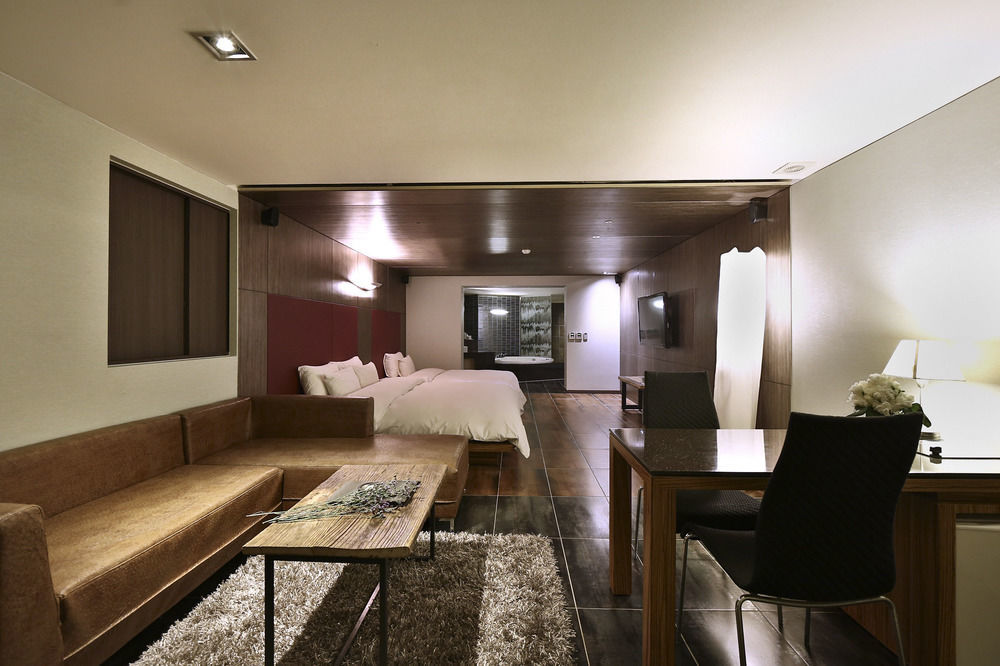 Hotel Imt 3*