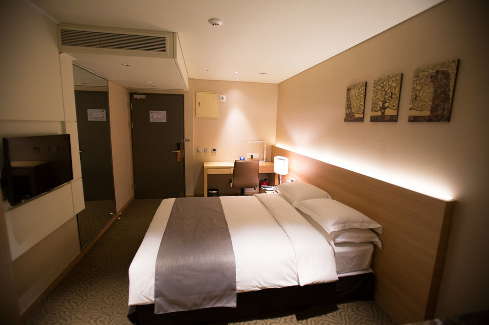 Summit Dongdaemun 3* Seoul