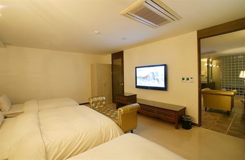 Benikea Acacia Hotel