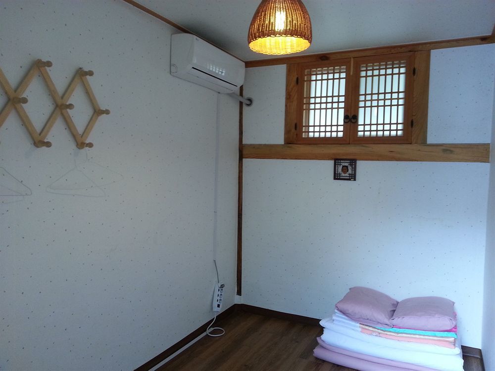 Yoos Family Guest house 3*