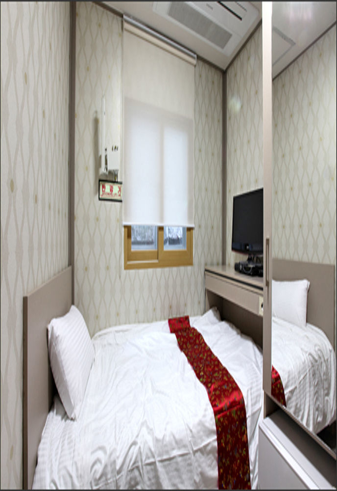 Hostel Oyo Myeongdong 2