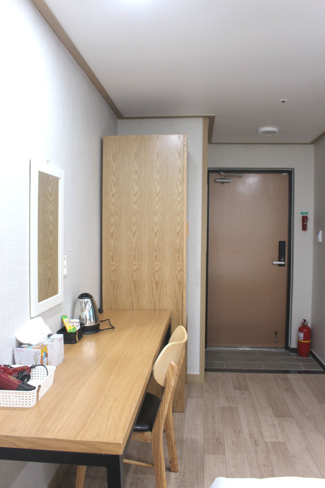 The Mir Hotel 2*