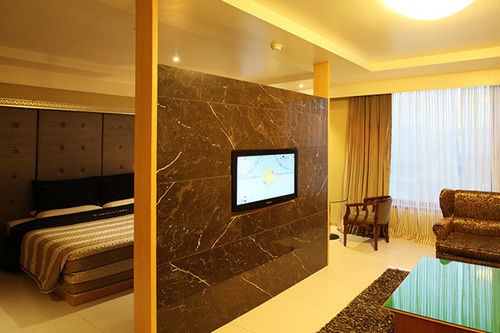 Tourist Hotel
