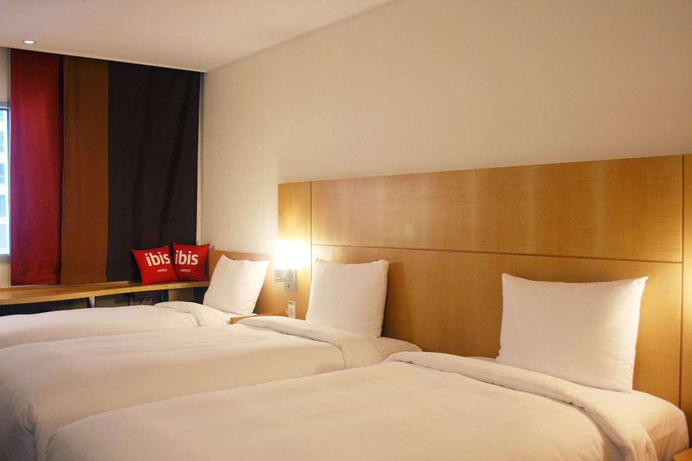 Ibis Ambassador Insadong Hotel 3*