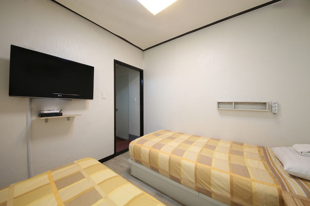 Fully Mini Guest house Seoul