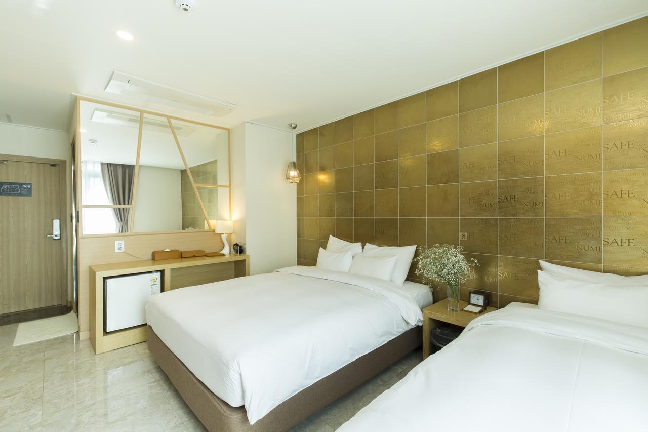 Nafore Hotel 3*