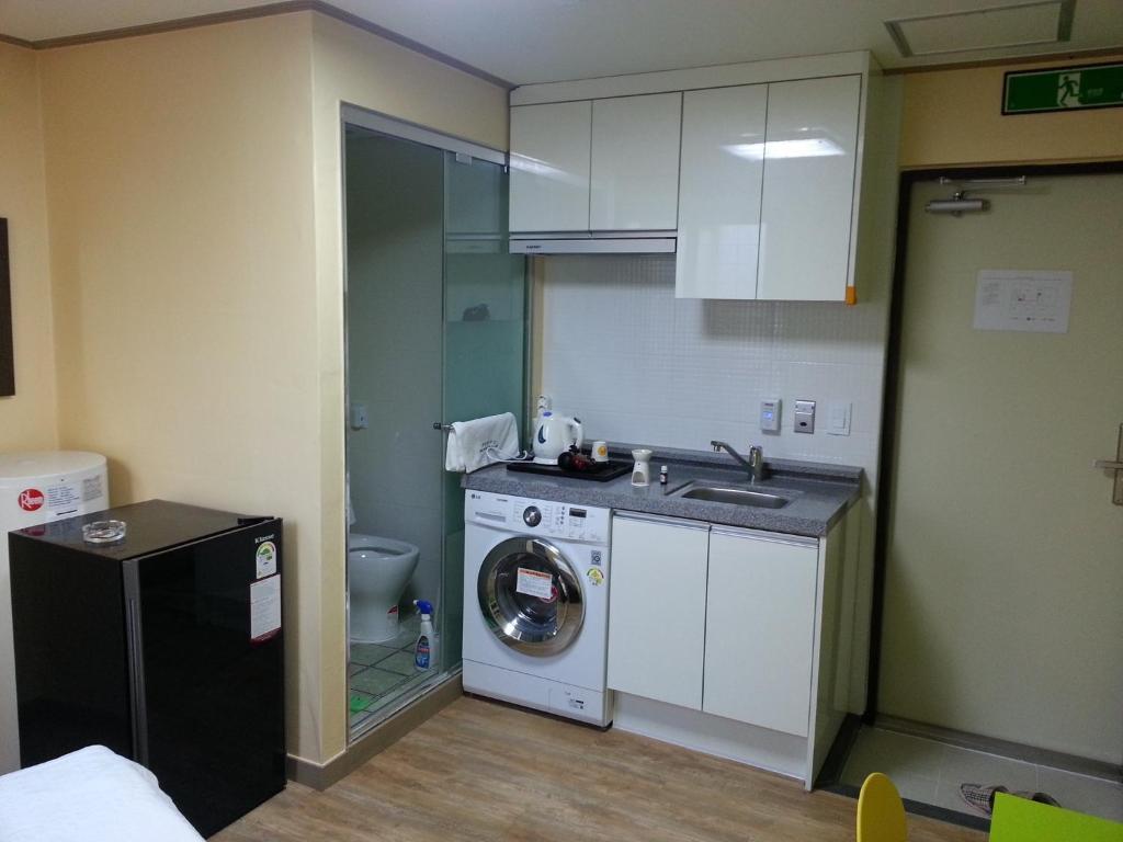 Hostel Cheonggye Haus
