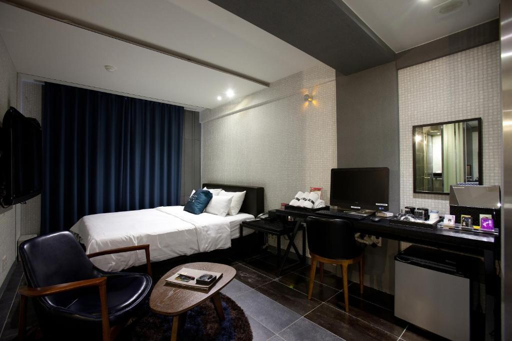 Motel Hip 2*