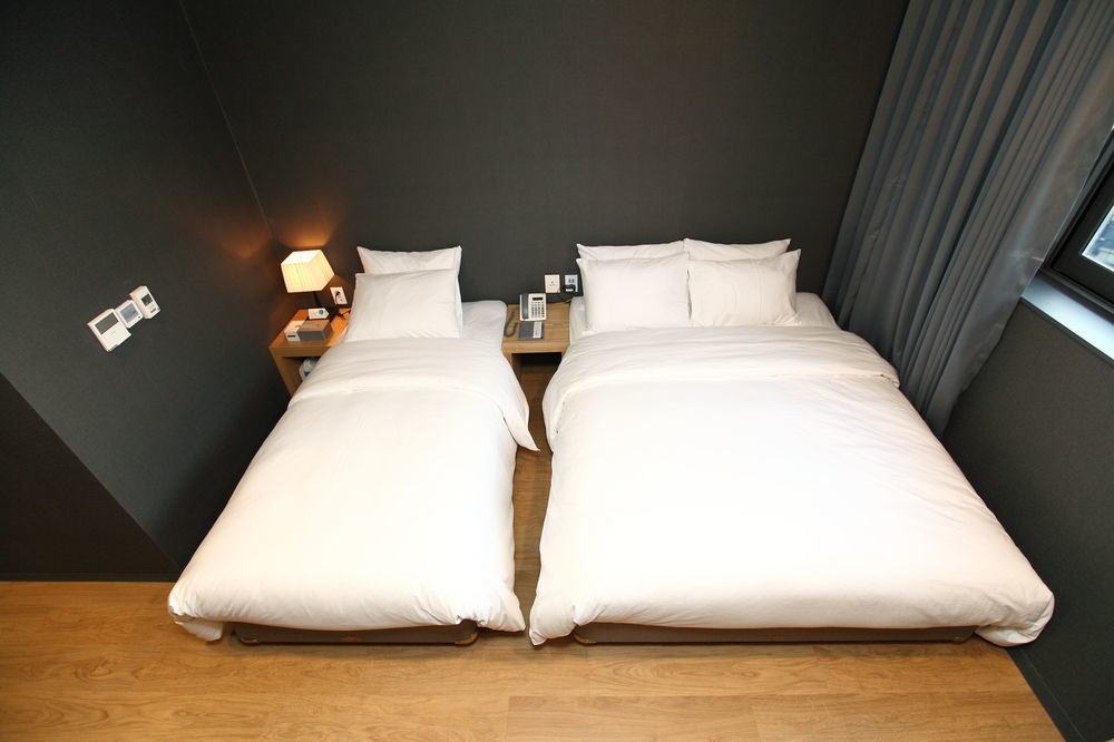 Bricks Hotel