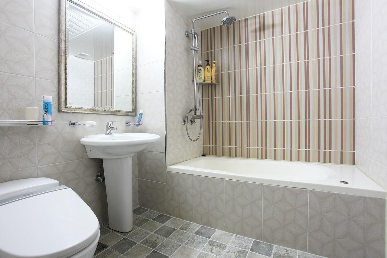 Jasmine Motel 2*