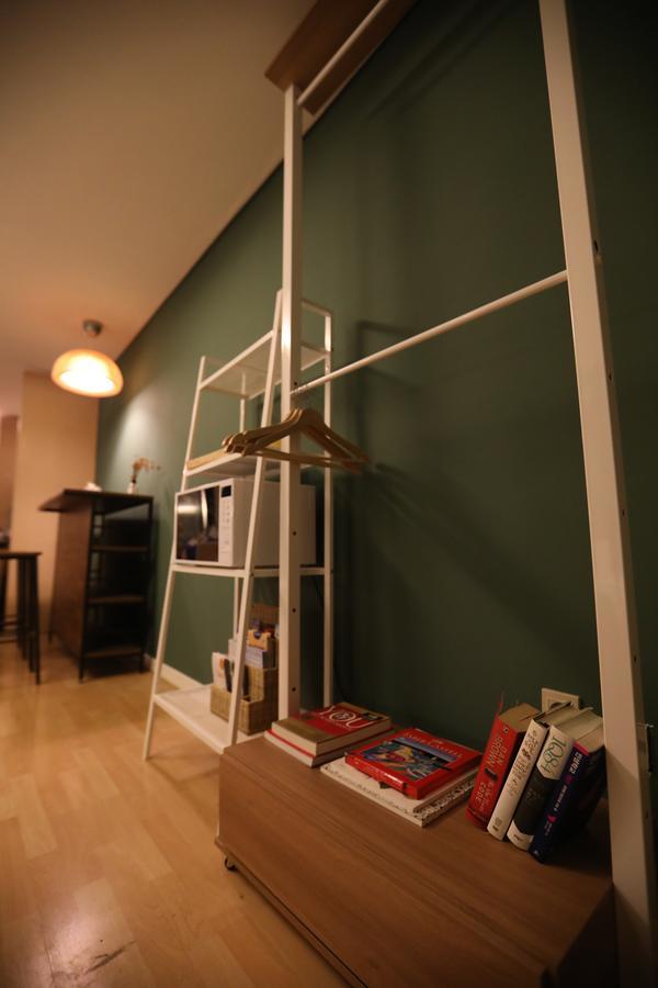 Yolo House In Hongdae *