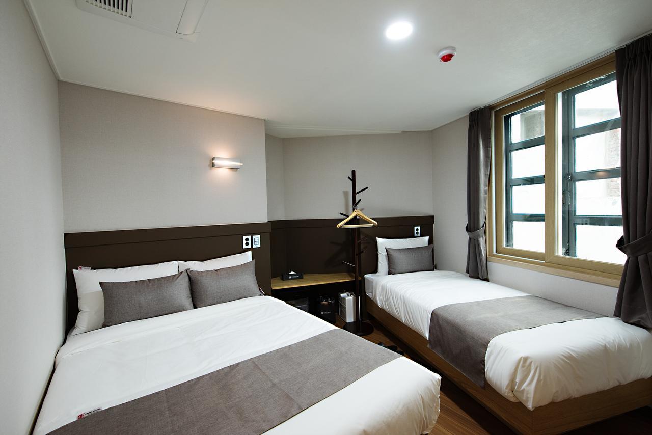 Ehwa In Myeongdong Guest house Seoul