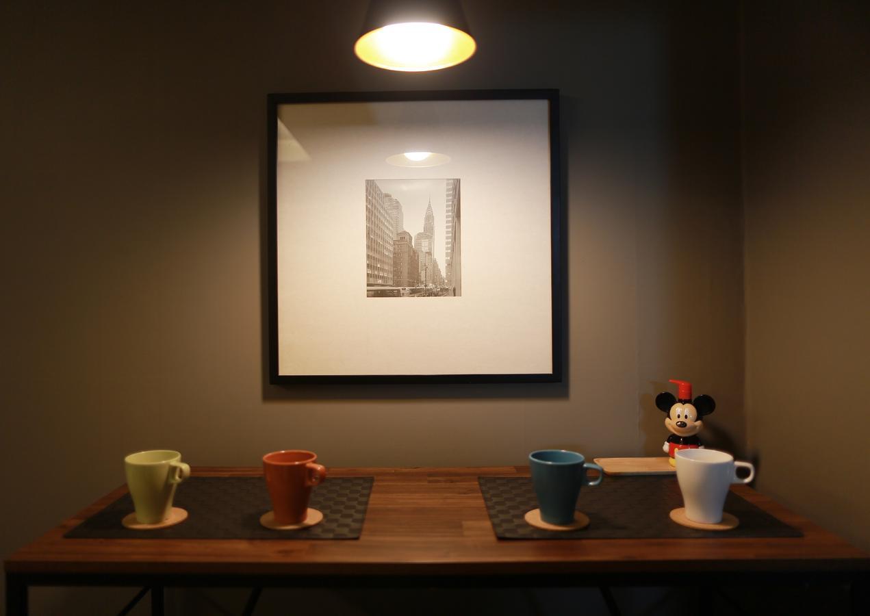Apartment Yolo House In Hongdae
