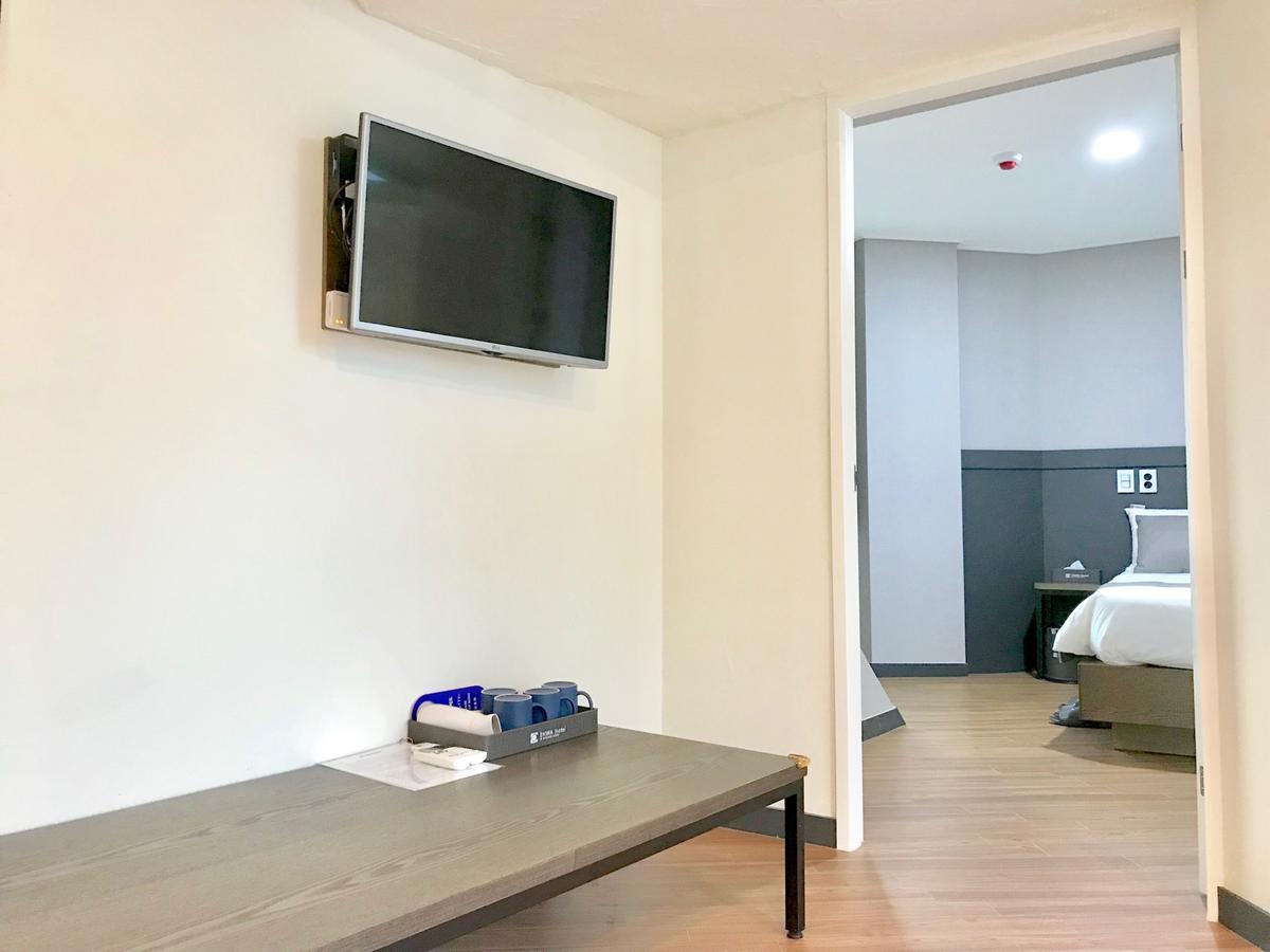Ehwa In Myeongdong Guest house