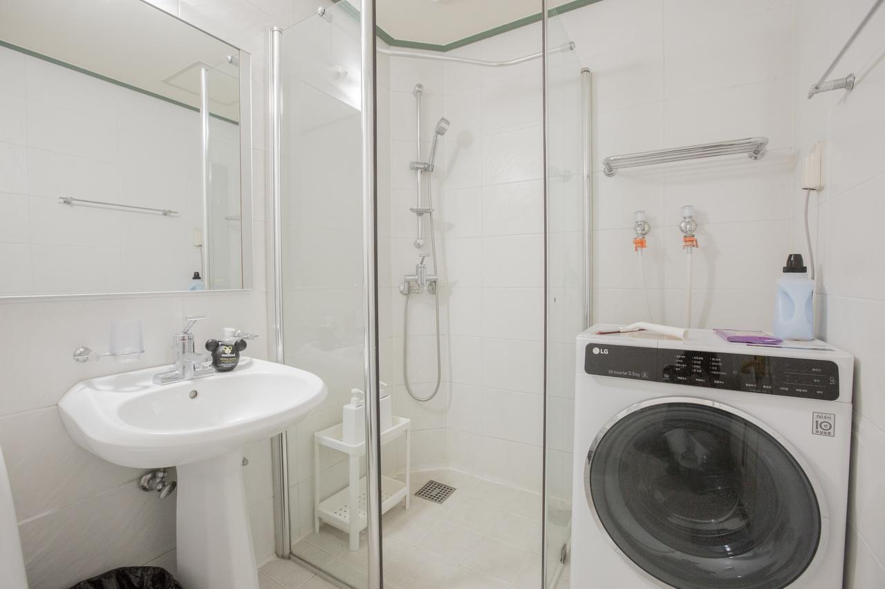 Apartment Yolo House In Hongdae